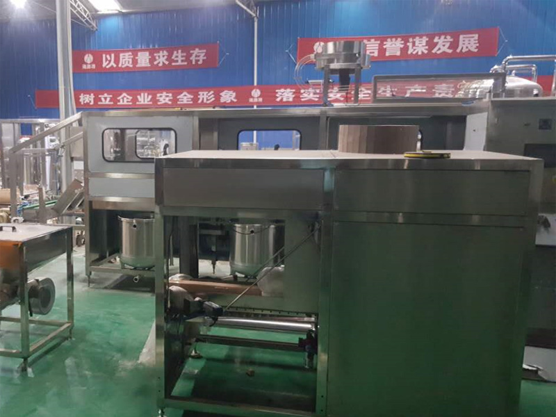 凈水設(shè)備濾芯為什么不保修？多久更換一次？